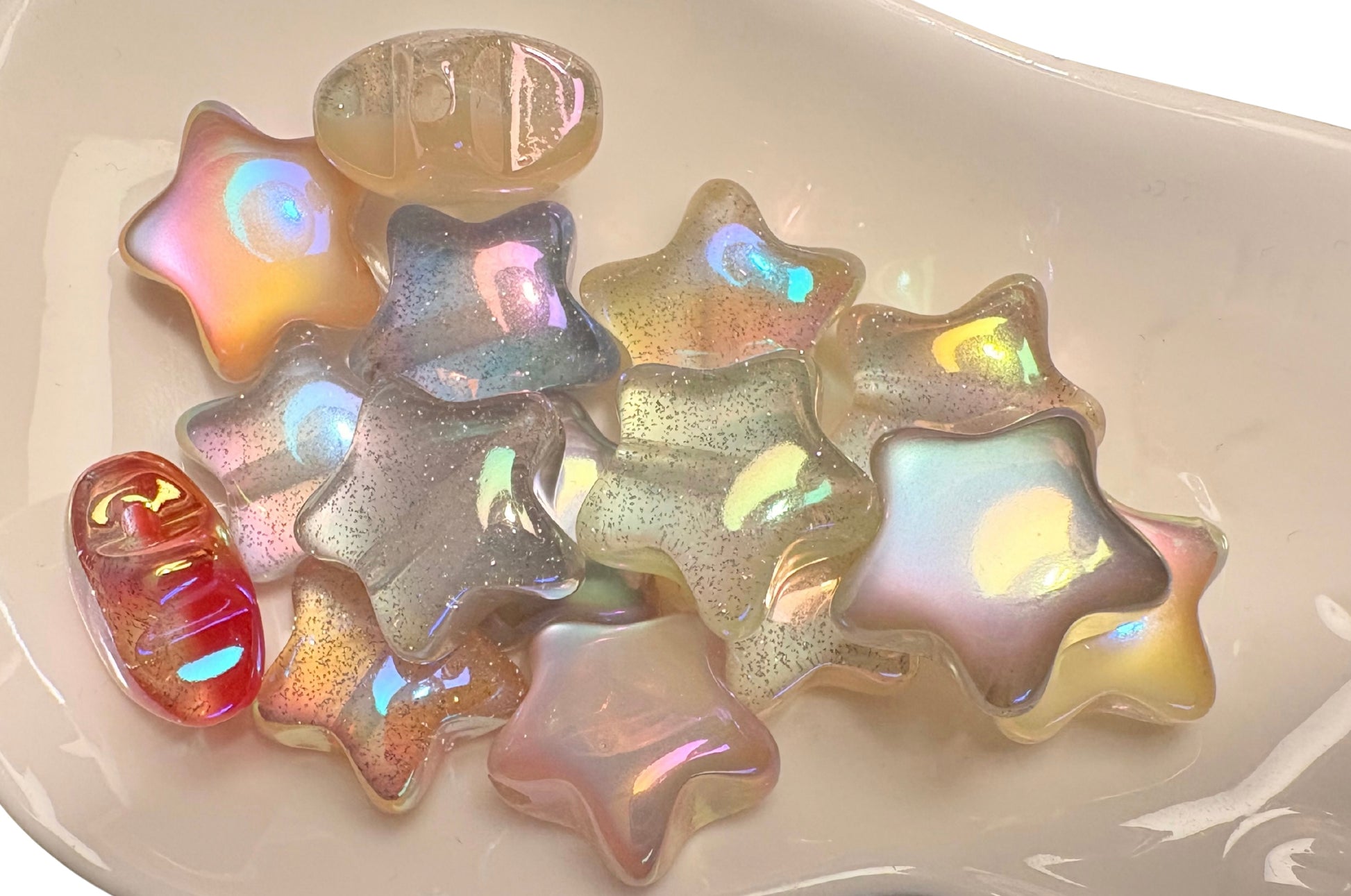 Cat eye glitter resin bead mix - 10pc