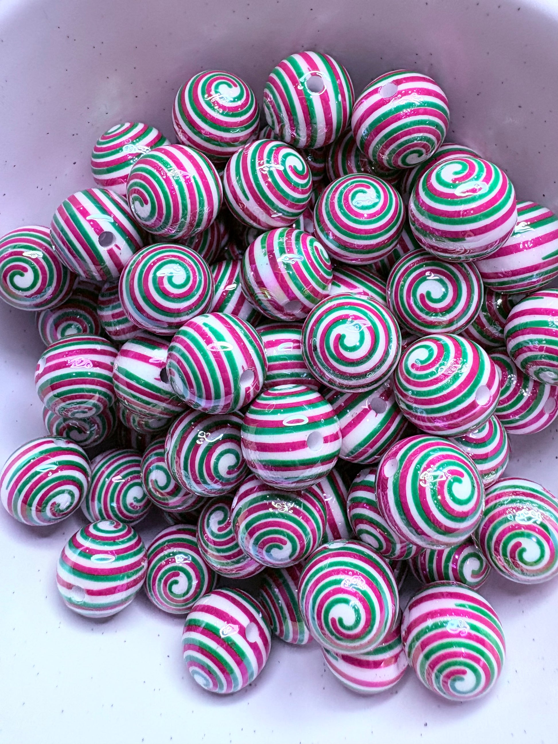 Holiday 16mm Candy Swirl Acrylic Beads - 10pc