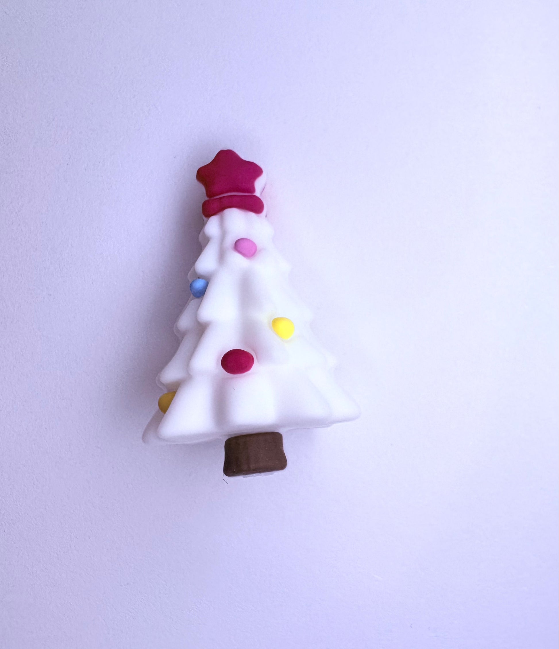3D Holiday White Christmas Tree Focal Bead